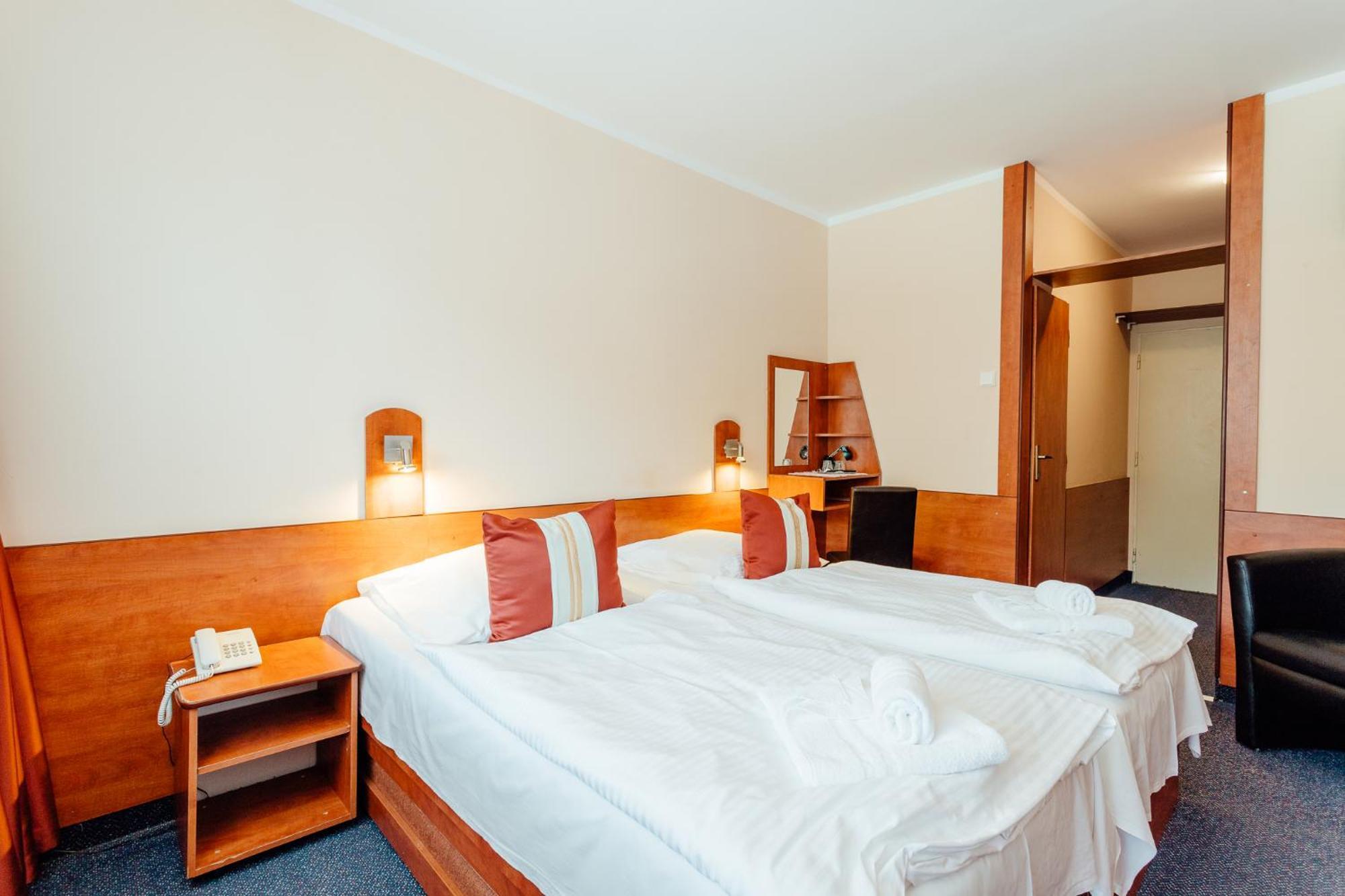 Hotel Sachticka Banska Bystrica Exterior photo