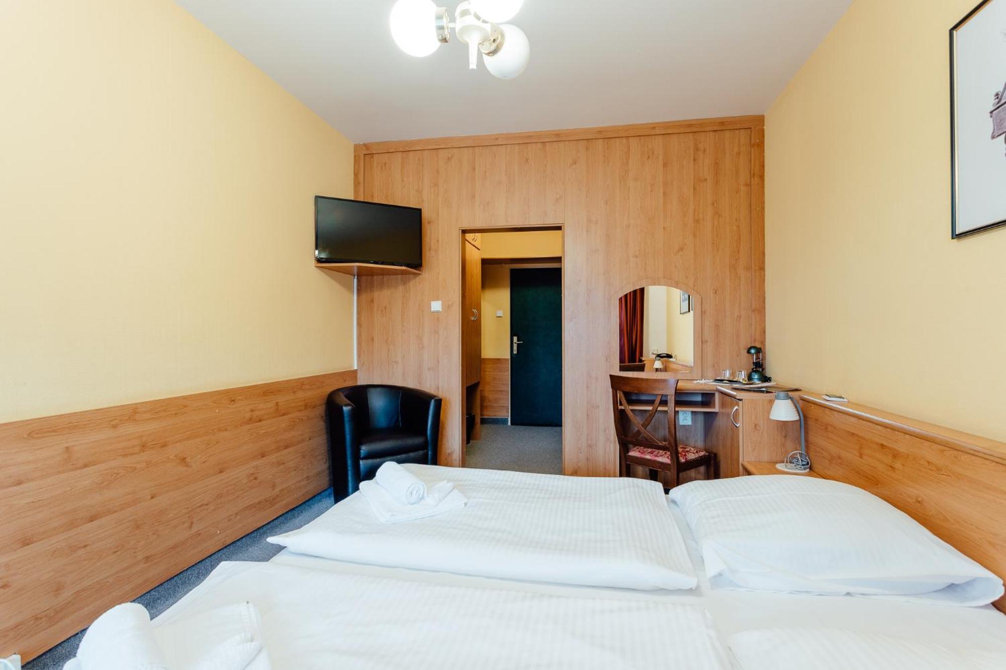 Hotel Sachticka Banska Bystrica Exterior photo